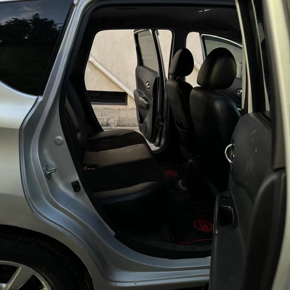 DanielDeals_'s tweet photo. Rear // Interior

Aoko Toes #RosemaryExposed #Binance Jay Z Birdman Sim 2 Endarasha Watamu Beach Ksh 7,000 to Ksh 2,500 M-Pesa I&amp;M Bank Safaricom #Murkomen #CarDealersKenya #KenyaCarSales  #CarsInKenya #BuyCarsKenya #KenyaMotors #KenyaAutoMarket #UsedCarsKenya #CarDealershipKenya https://t.co/CGSH9hvedE