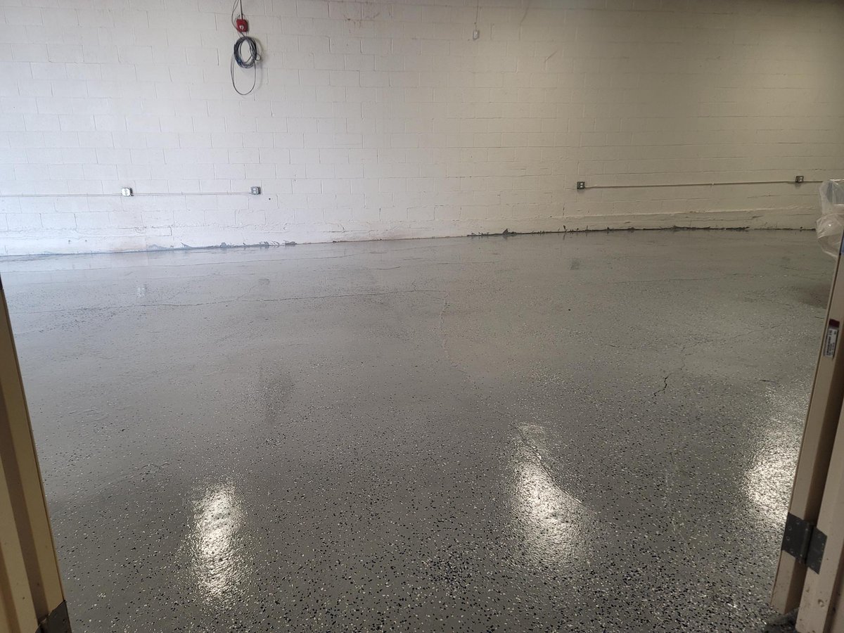 Kali_Akuno's tweet photo. The renovations on the Imari Obadele Community Production Center are complete. We now have a new floor, insulation, new air conditioning units, & added solar capacity. Expanded operations will commence in 2025. Be on the lookout! #BuildAndFight #CommunityProduction https://t.co/VaT3k75Isk