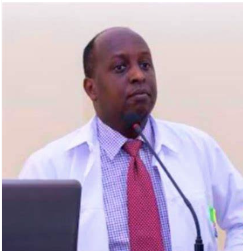 AntoineKaburahe's tweet photo. Urgent / Le Dr Sahabo autorisé à se faire soigner

Selon ses avocats, après plusieurs heures d'attente, le Procureur  Général de la République vient d' autoriser le transfert du détenu  "vers un hôpital public." Très malade, il s'était effondré au cours de l'audience.