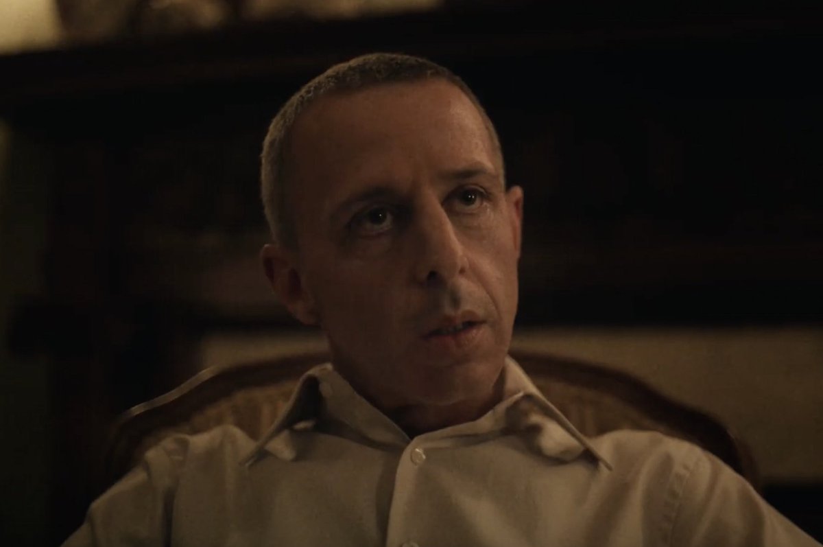 Deadline tweet media