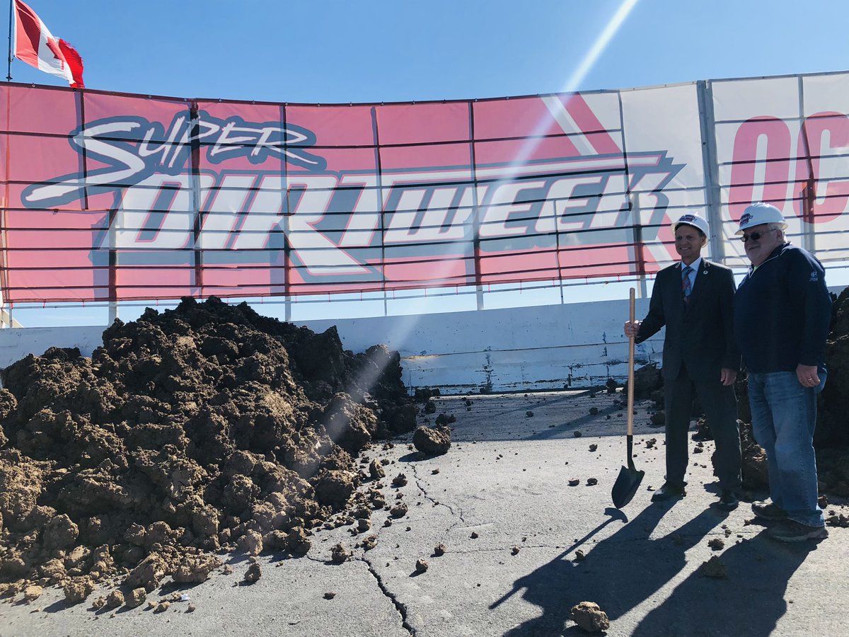 It was an honor to have Oswego Mayor Robert Corradino visit <a href="/OswegoSpeedway/">Oswego Speedway</a> and help us kickoff Super DIRT Week season in Oswego!

Come back anytime!