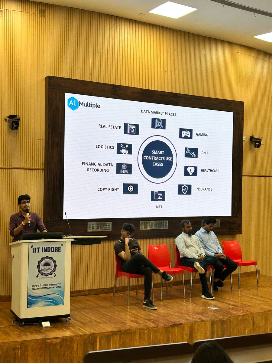 SuperRabbitsDAO tweet media