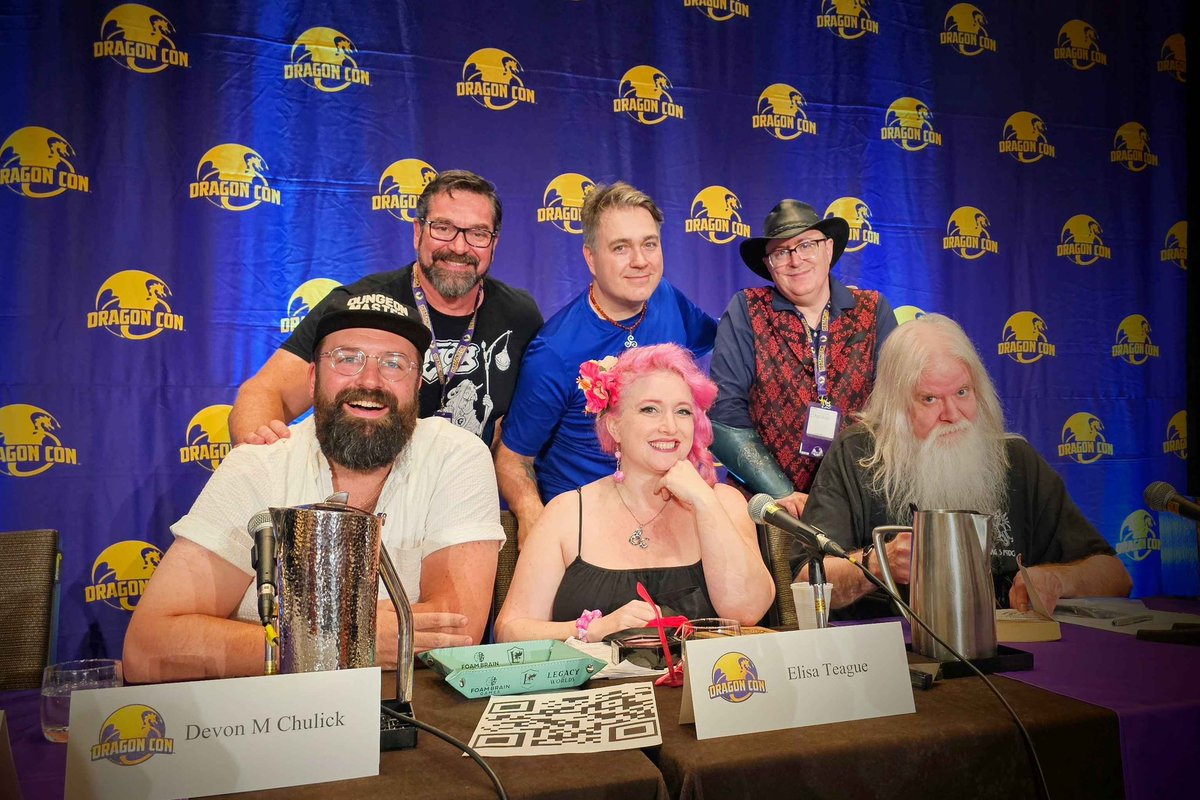 DragonCon Table Top tweet media