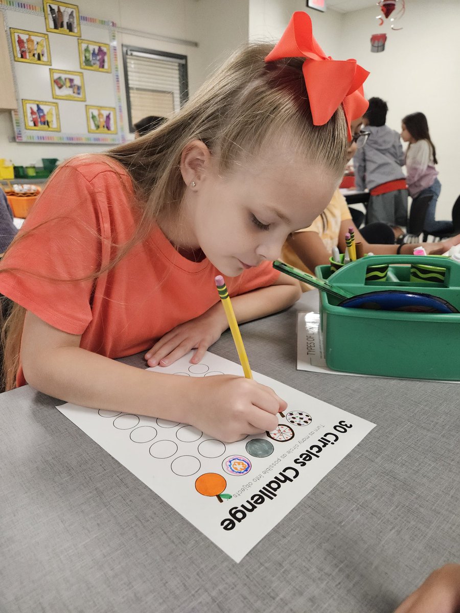 ll_gonzalez's tweet photo. Our students are excited about circles/dots and are creating some pretty awesome stuff in art today! https://t.co/DywCr7CdnG