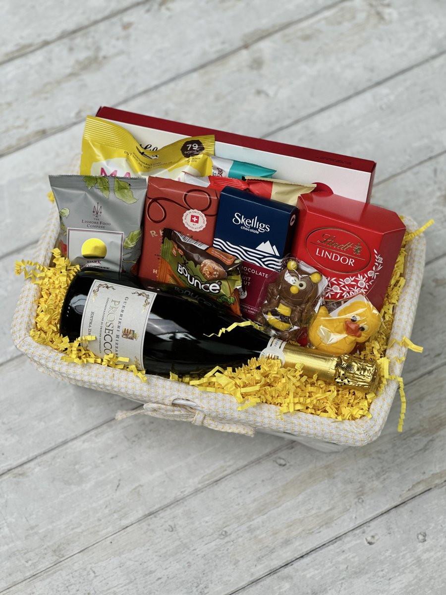 BasketsGalore's tweet image. Today's Gift Basket Of The Day is "Sweet &amp;amp; Bubbly''

ow.ly/gkV350ThhRY

Follow &amp;amp; RT to enter #prize draw to #win a Gift Basket. More info via our blog.

#dailydispatch #gifts #competition #giftbasketsrule #congratulationsgift #chocolategifts