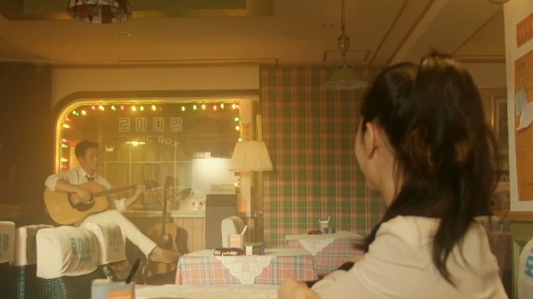 youngroscoffee's tweet photo. the romcom that raised me https://t.co/zgoi6L6s2d