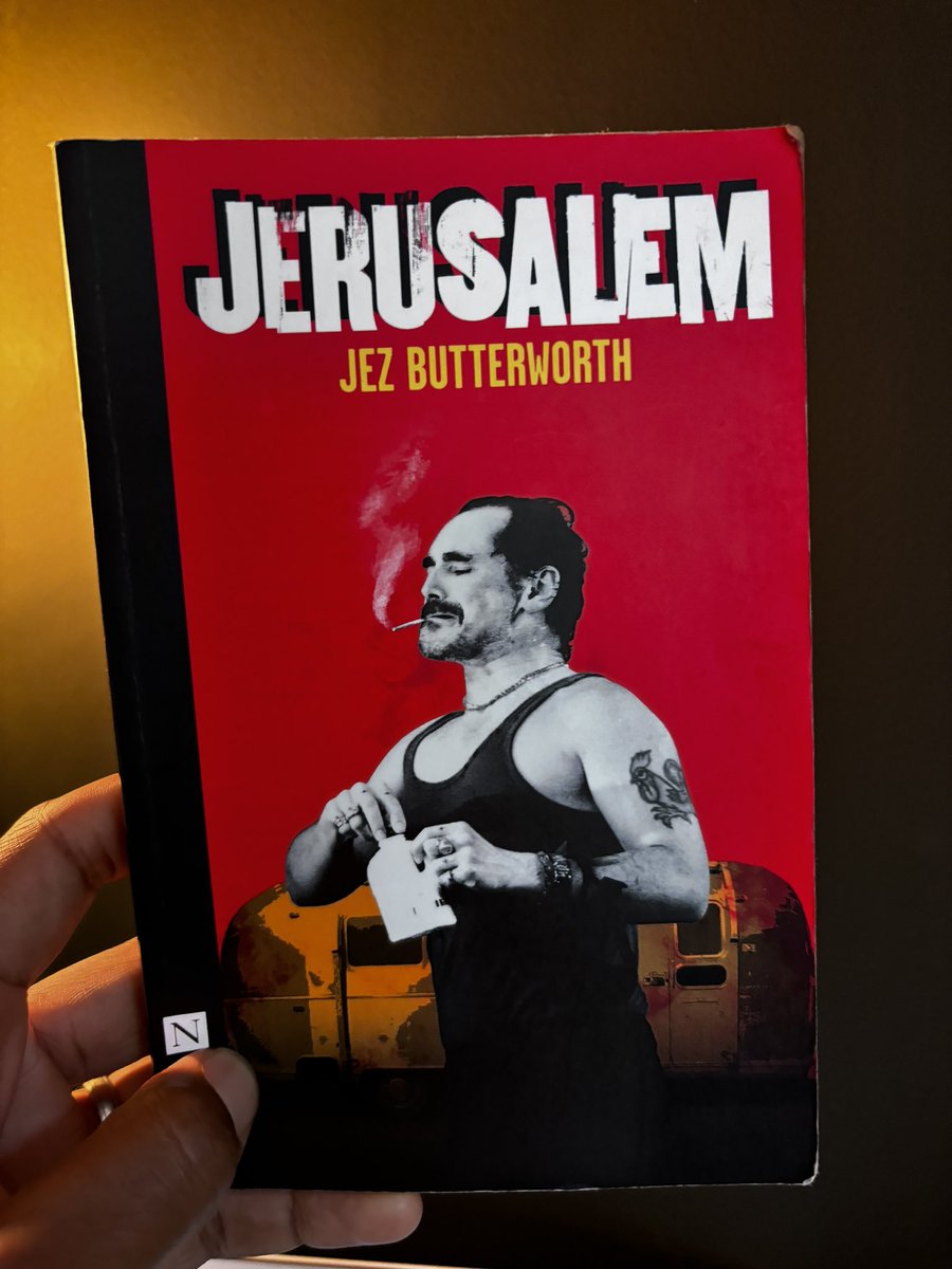 I wish that I got chance to see this when it was on 🥹#theatre #jezbutterworth #markrylance