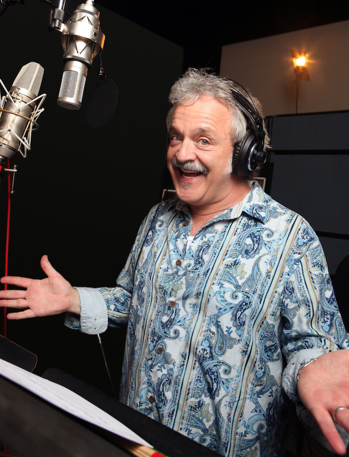 DiscoverSelf's tweet photo. A Magical Jim Cummings #Interview As Voice of #POOH Bear & #Tigger In #ChristopherRobin #Disney Movie #DSMMC #ChristopherRobinEvent #RalphBreaksTheInternetEvent https://t.co/4oZfLyLWwB https://t.co/KoaVJXlSj7