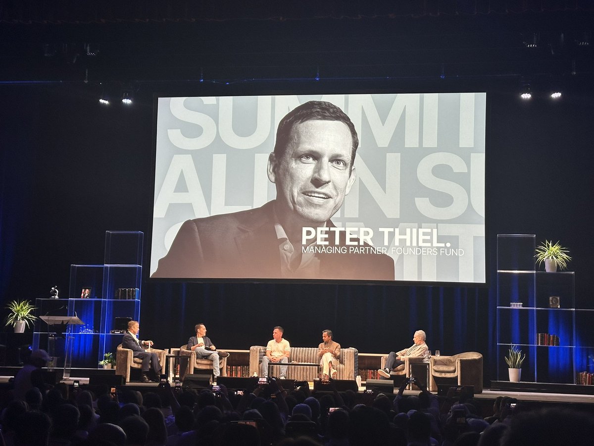 Ries01's tweet photo. Kicking it with the besties at the All In Summit. Day 1 was 🔥 @Jason @chamath @friedberg @DavidSacks @elonmusk @peterthiel https://t.co/eLrPsNVYJm