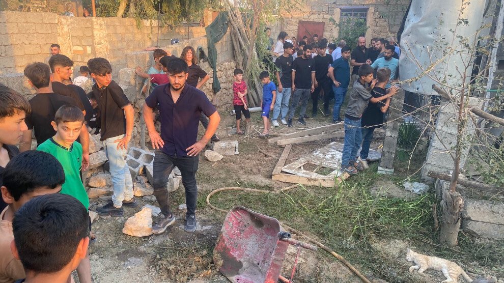 KavehGhoreishi's tweet photo. ANF News - Three women injured in Turkish bombing of #Maxmur Camp | The Turkish state targeted and bombed a house in the Rustem Cûdî Refugee Camp in Maxmur with an Armed Unmanned Aerial Vehicle (SIHA). https://t.co/8J3ebYCDHb