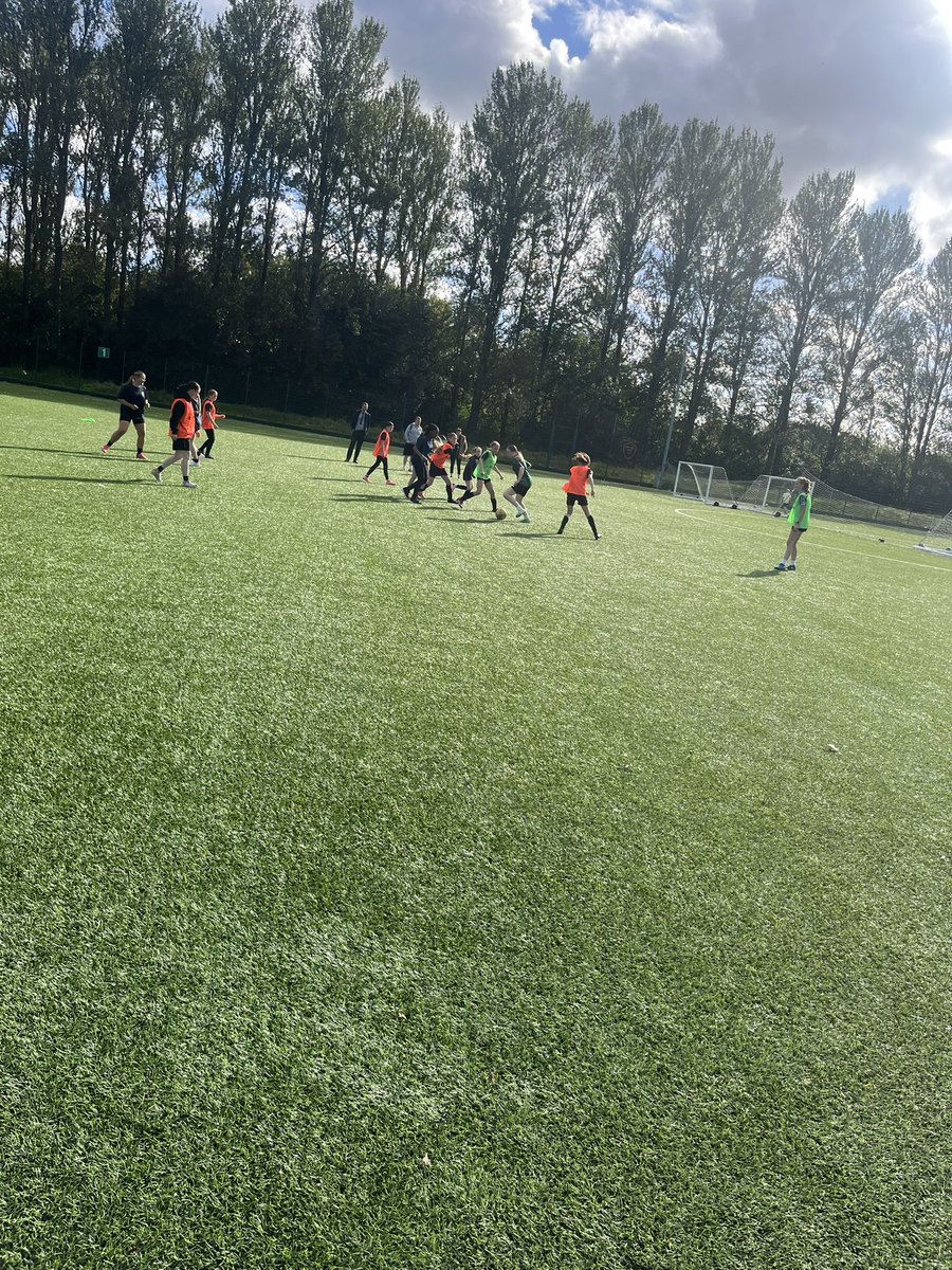 Miss Hughes 👩🏽‍🏫 tweet media