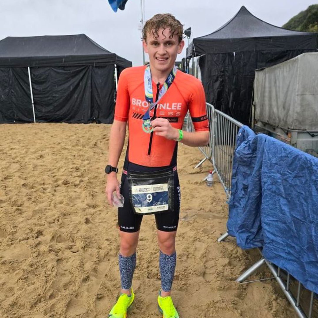 Massive Congratulations to our Squad Member Adam 🔥 

Brilliant result for Adam at Bournemouth olympic tri, 1st in age cat and 6th overall! 

#brownleefitness #bournmoutholympictriathlon #bournemouth