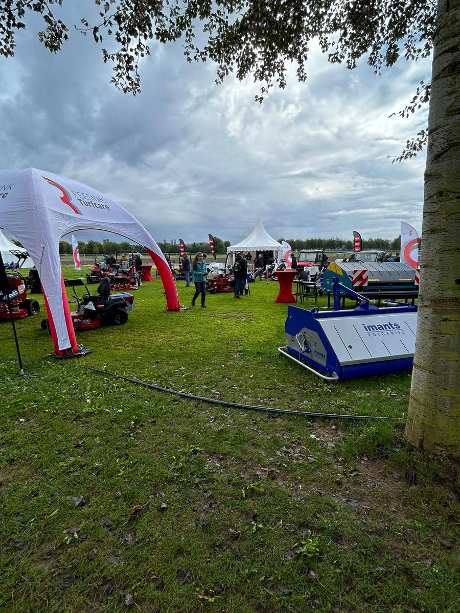 CampeyTurfCare's tweet photo. How many shows in 1 day for #TeamCampey ?
✅️ Demo Groen Belgium 🇧🇪
✅️ Groundsfest UK 🇬🇧
✅️ Green Technology Holland 🇳🇱
✅️ GaLaBau Germany 🇩🇪
#campeyturfcare #4countries #4shows #education #innovation #sportsturf #groundsmen #greenkeepers #campeymachineryworldwide https://t.co/wzUg0J9Pwm