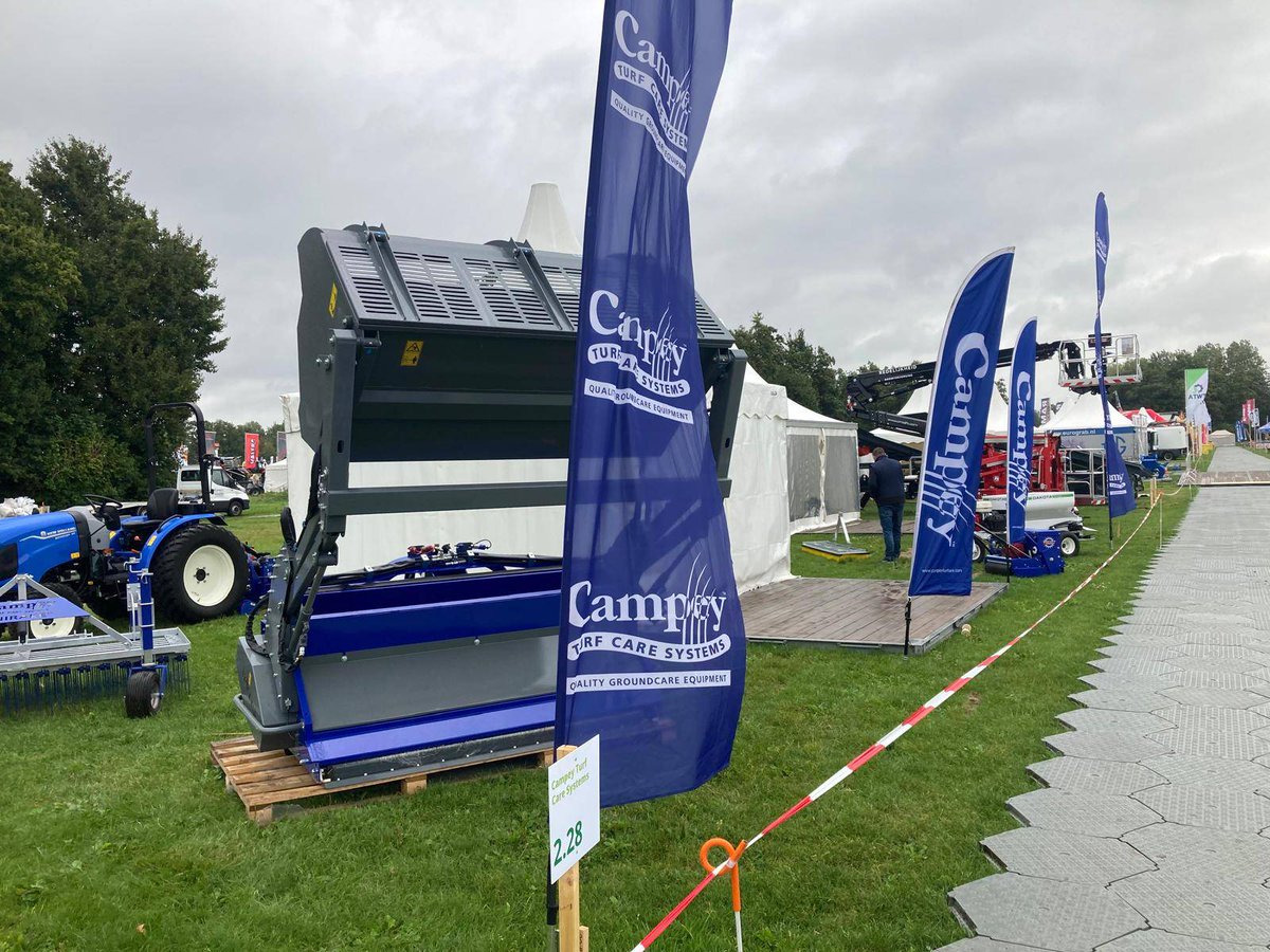 CampeyTurfCare's tweet photo. How many shows in 1 day for #TeamCampey ?
✅️ Demo Groen Belgium 🇧🇪
✅️ Groundsfest UK 🇬🇧
✅️ Green Technology Holland 🇳🇱
✅️ GaLaBau Germany 🇩🇪
#campeyturfcare #4countries #4shows #education #innovation #sportsturf #groundsmen #greenkeepers #campeymachineryworldwide https://t.co/wzUg0J9Pwm