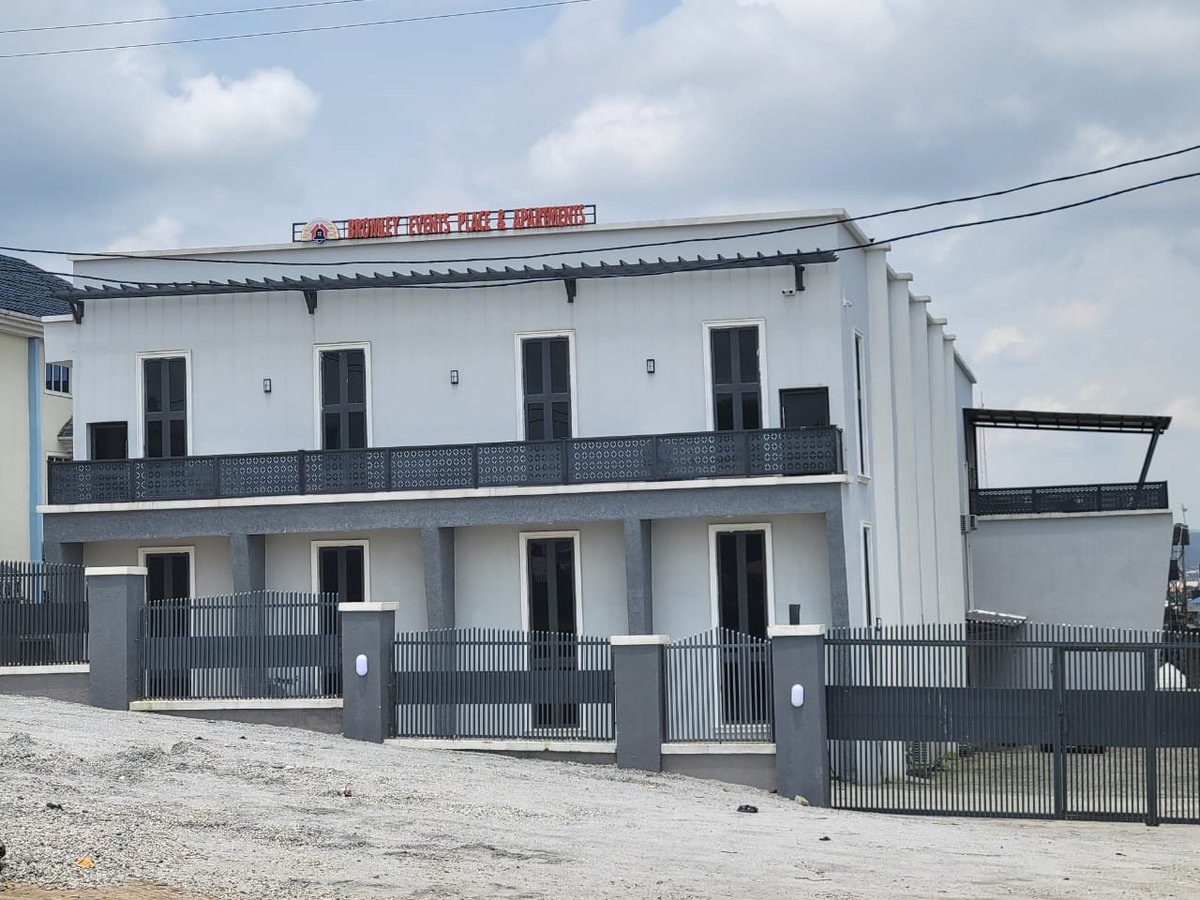 LeoOdinga's tweet photo. Bromley Events Place and Apartments 1st Avenue Gwarimpa 
Your number-one place for exclusive events.
Contact 08038426159 https://t.co/agzm0UwHcl