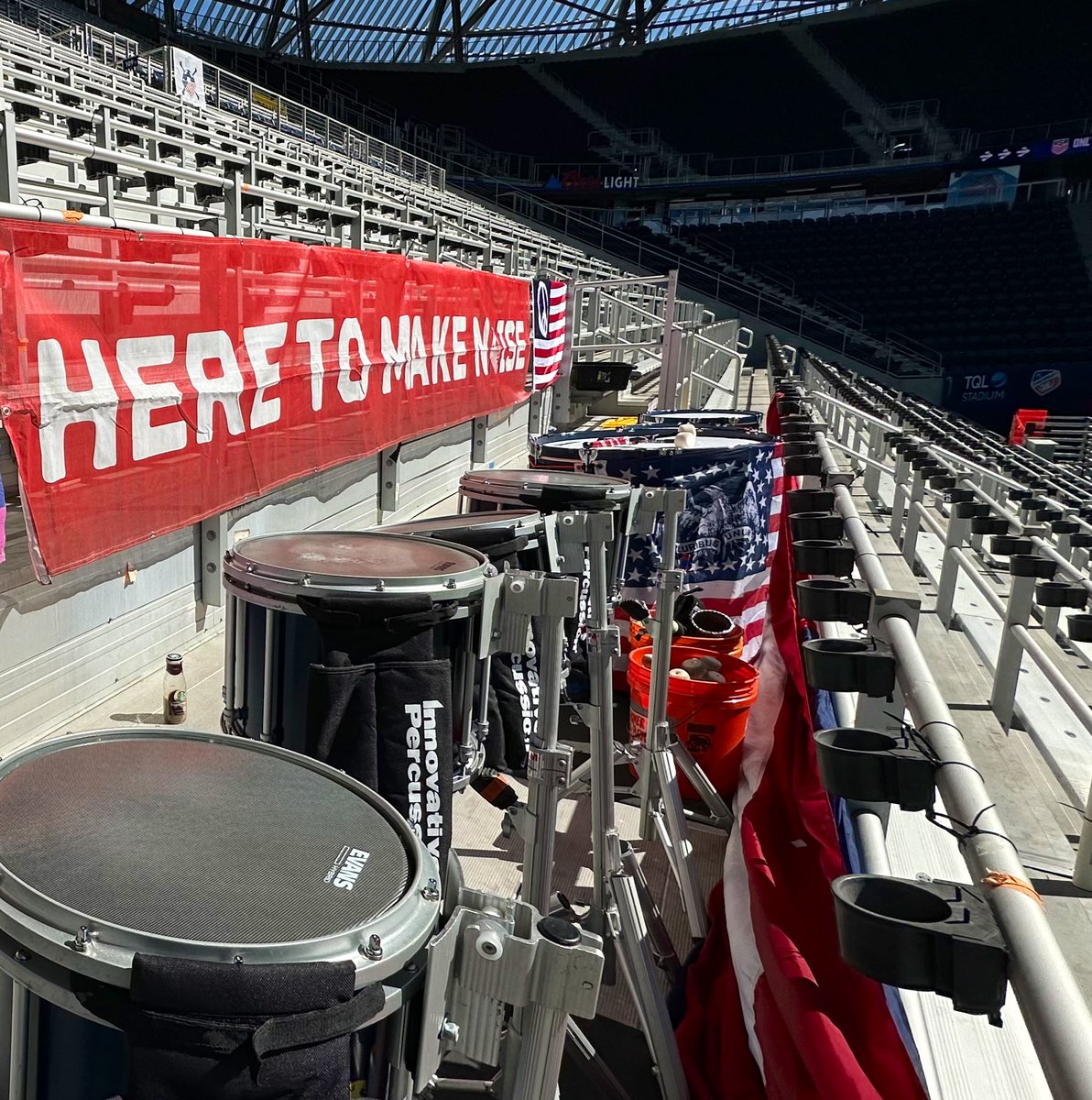 UlyssesSChant's tweet photo. Here to make noise in CINCY. 

Call me biased, but @AOCincy &amp; @TheKnightsFCC are the quite simply…THE BEST. 

#USMNT #USAvNZL ⚽️🇺🇸 https://t.co/YmE8TxnKMO