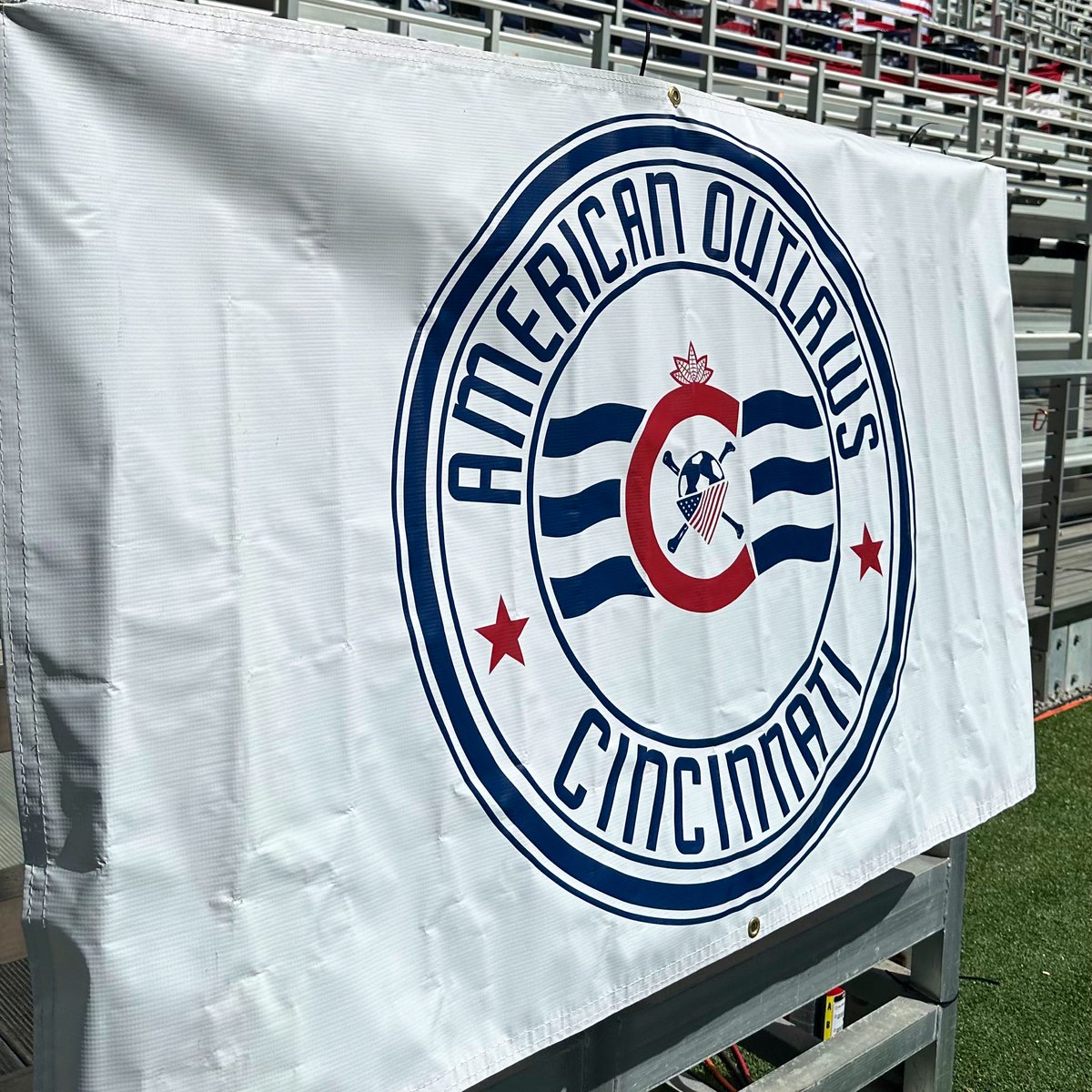 UlyssesSChant's tweet photo. Here to make noise in CINCY. 

Call me biased, but @AOCincy &amp; @TheKnightsFCC are the quite simply…THE BEST. 

#USMNT #USAvNZL ⚽️🇺🇸 https://t.co/YmE8TxnKMO