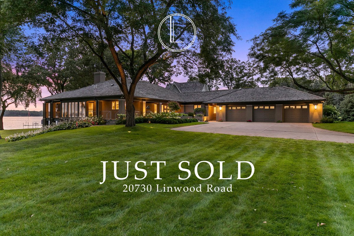LEYENDECKERreal's tweet photo. ACQUIRED for $6.25 MM, in the Cottagewood neighborhood of Deephaven, along one of Lake Minnetonka's finest stretches of sandy, zero entry beach https://t.co/cU8mviFkQS https://t.co/Dg11x4dmBZ