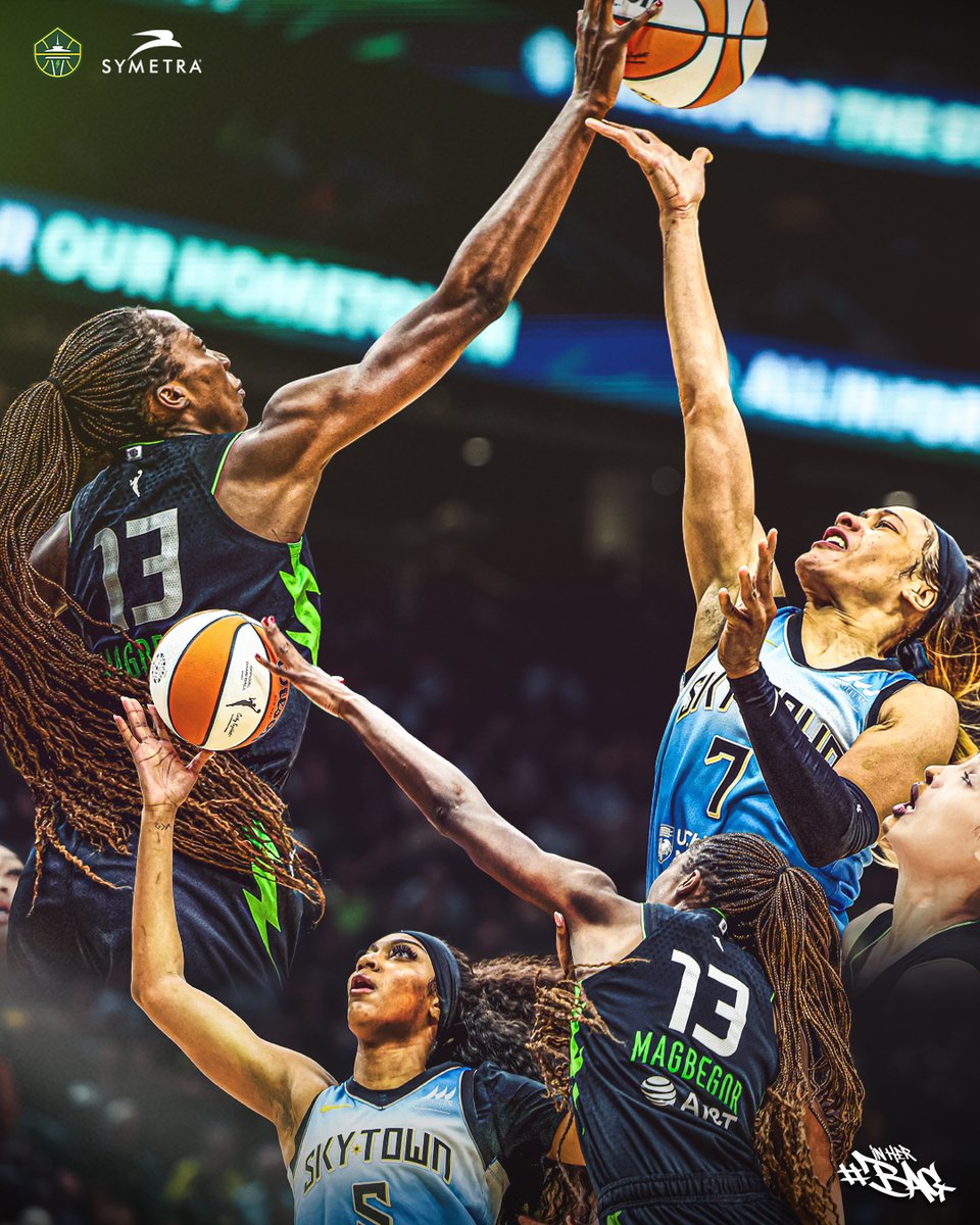 seattlestorm's tweet photo. π @ezimagbegor's 8 BLOCKS vs. Sky were the most in a #WNBA game since 2019 π€―
She also tied LJ's franchise record, set in 2002 βοΈ
#InHerBag x #EziDPOY https://t.co/moQDvRX87N