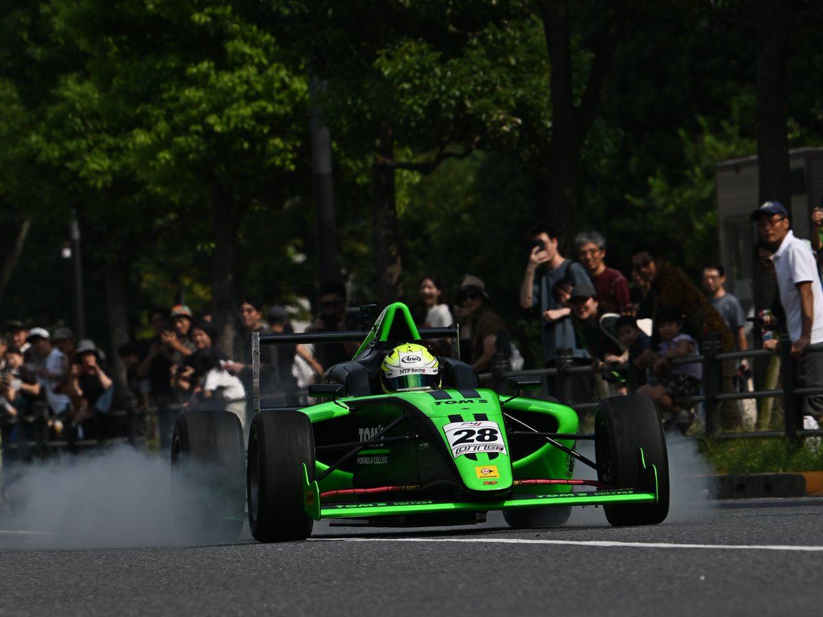pO6k9Hb5zdLpHaZ's tweet photo. のりものの未来について考えよう
フォーミュラカーデモ走行
FIA-F4
DOME F110
TOM'S TZR42

#のりものの未来について考えよう
#フォーミュラカーデモ走行
#FIA_F4
#DOME_F110
#TOMS_TZR42
#中野四季の森公園 https://t.co/axGAm9ca86