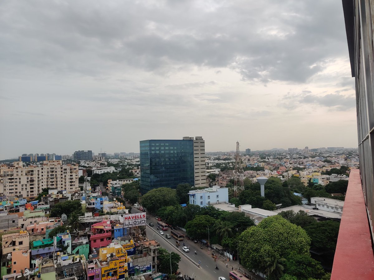 nirmalexplores's tweet photo. Chennai's fourth light house - built in 1977. 9th floor is up for public access and an elevator is available. There is a small museum inside the premises as well. They have entry fees - 20 for adults :)
#chennai #chennailighthouse https://t.co/cnETmjD831