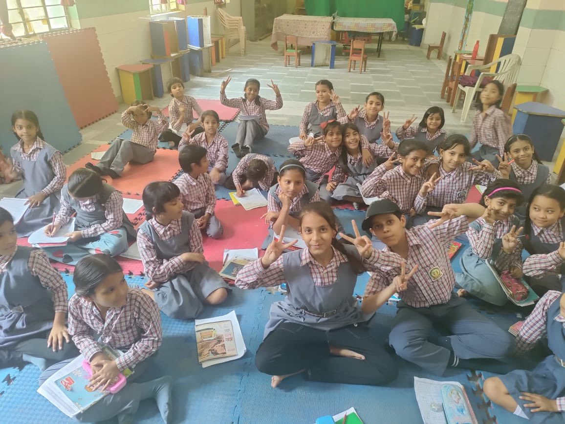 Day 1 of baseline assessments for the English Literacy Program (2024-25session) begins! <a href="/LeapForWord/">LeapForWord | Making India English Literate</a>,in collaboration with <a href="/Vibha_delhi/">vibha delhi</a> is set to empower 1200+ students across 17 Delhi MCD schools with strong English skills.🌟📚 #EducationForAll #EnglishLiteracy #MCDSchools