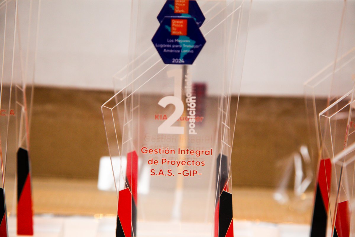 gipsascol's tweet photo. ✨¡Recordando un momento especial en GPTW LATAM!✨
¡Gracias a nuestro increíble equipo por hacer de GIP un espacio donde los sueños y proyectos se hacen realidad! 💪❤️
#GreatPlaceToWork #GPTWLATAM #OrgulloGIP #CulturaDeInnovación #BienestarLaboral https://t.co/1MSNTHdcOO