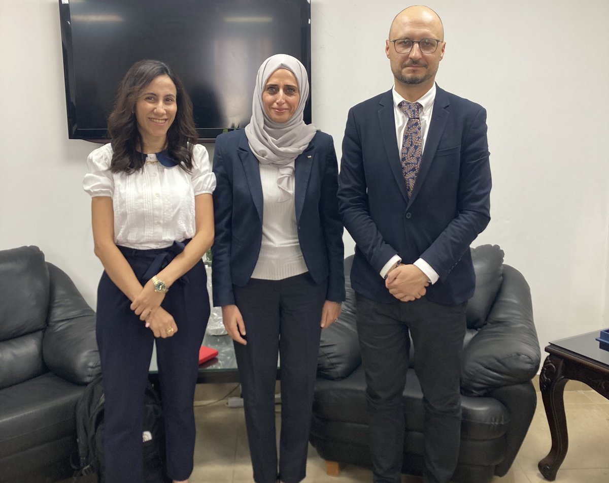 Working meeting with the new 🇵🇸Deputy Minister Huda Alwahidi and Chairwoman of the Intersect Innovation Hub dr. Mona Demaidi   at the Ministry of Telecommunications and Digital Economy in Ramallah today.