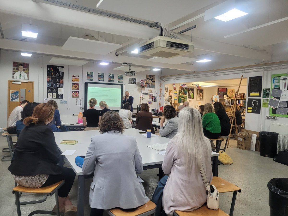 First T&amp;L Tuesday of the new year <a href="/LuttHigh/">Lutterworth High</a>. Fantastic turn out. I kicked it off with looking at exemplars of excellence.