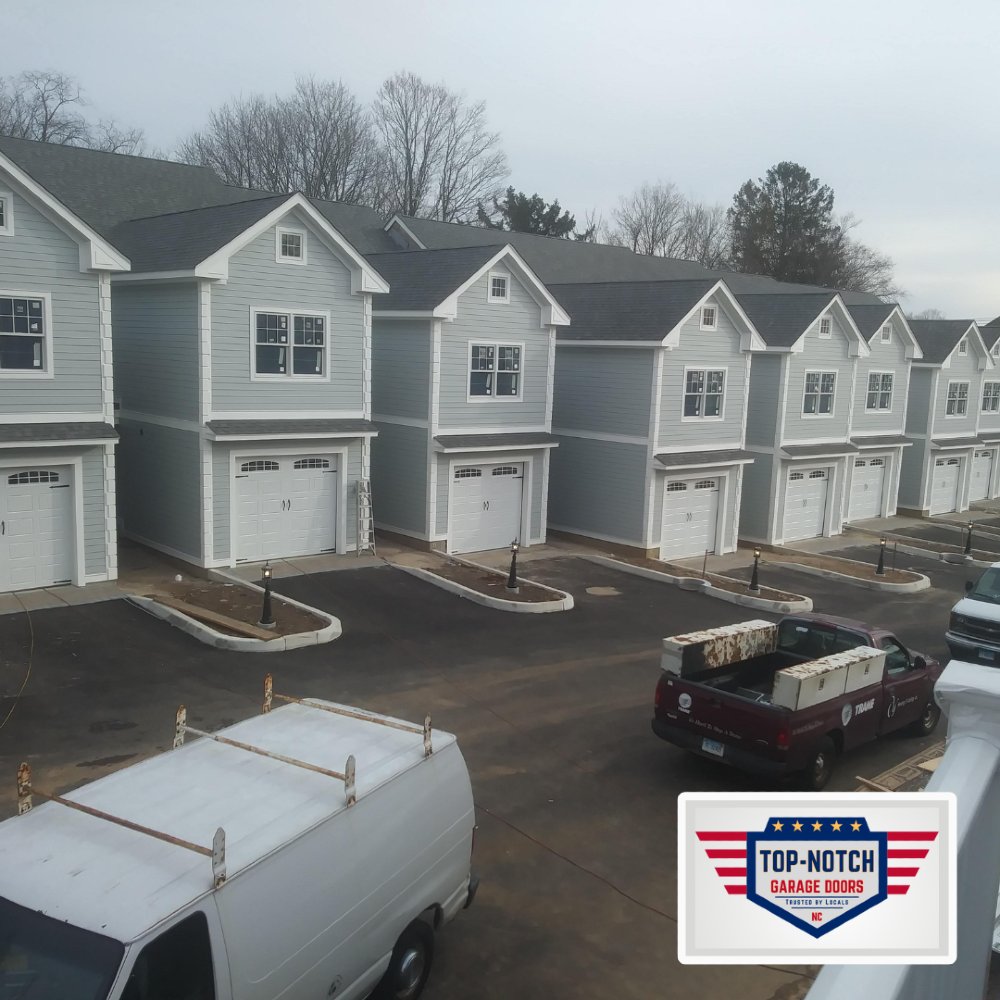 🚧 Exciting News! TNGD is now taking on new construction site projects! 🏠 Builders &amp; contractors, partner with us for top-quality garage doors.

Contact us today! trytopnotchdoors.com

 #TopNotchGarageDoors #NewConstruction  #GarageDoors #ConstructionProjects