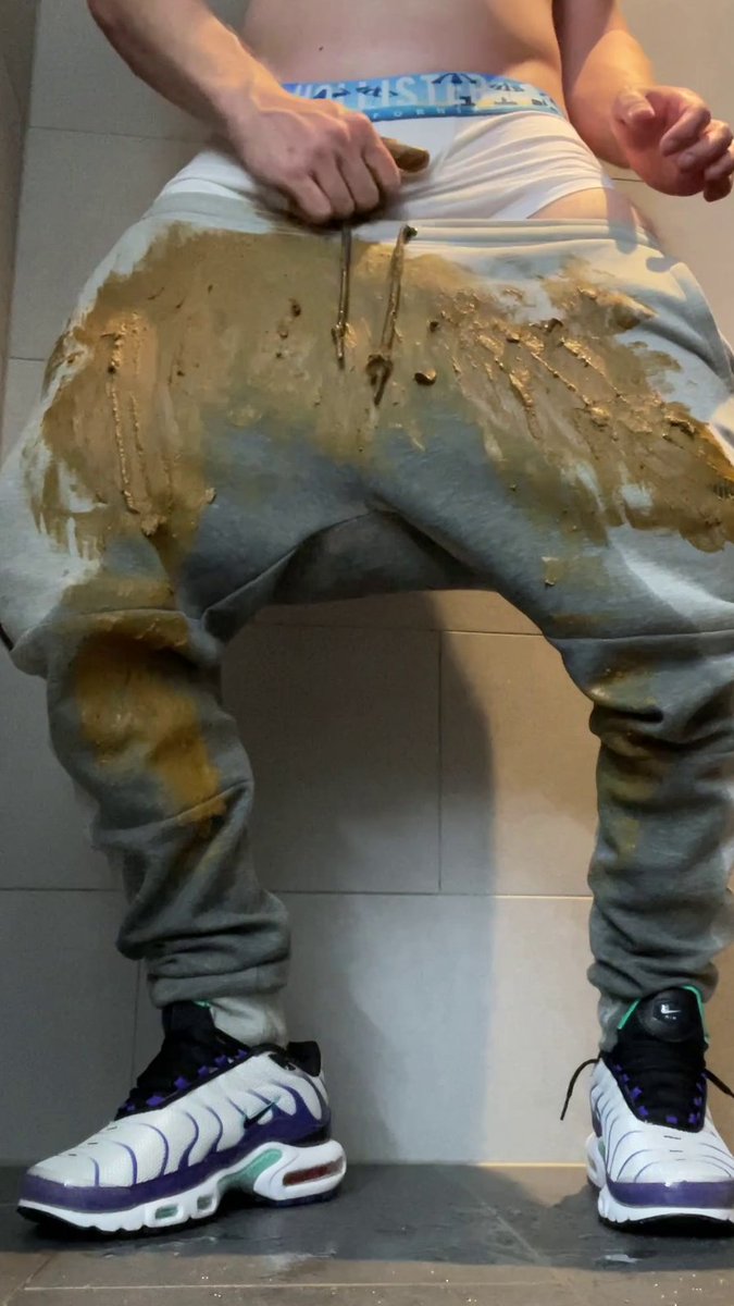 had some fun in my grey tech fleece pants 😈
it was quite a mess in the end 😋