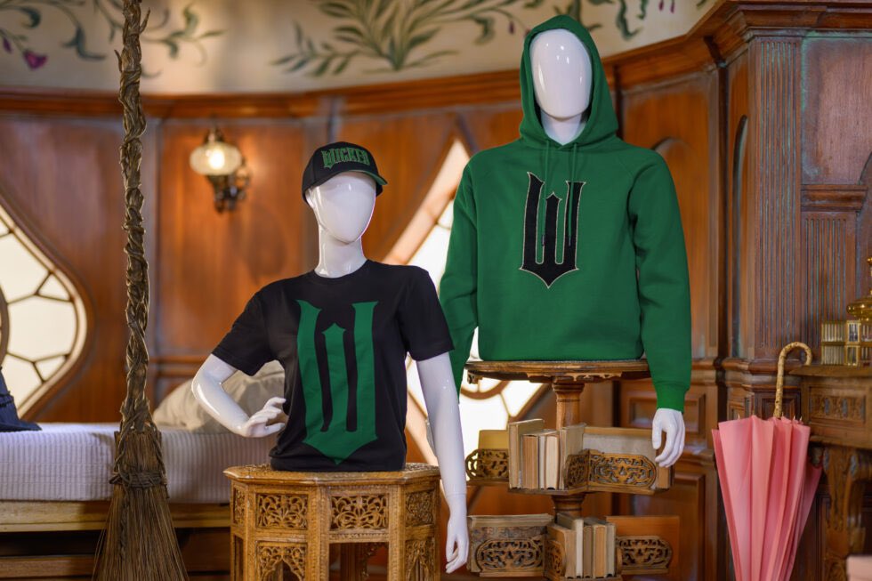 “The Shiz University collection is inspired by the iconic school where Glinda and Elphaba first cross paths featuring back-to-school must-haves featuring a Spirit Jersey, duffle bag, tumbler, hat, journal and more.” #Universal #Wicked