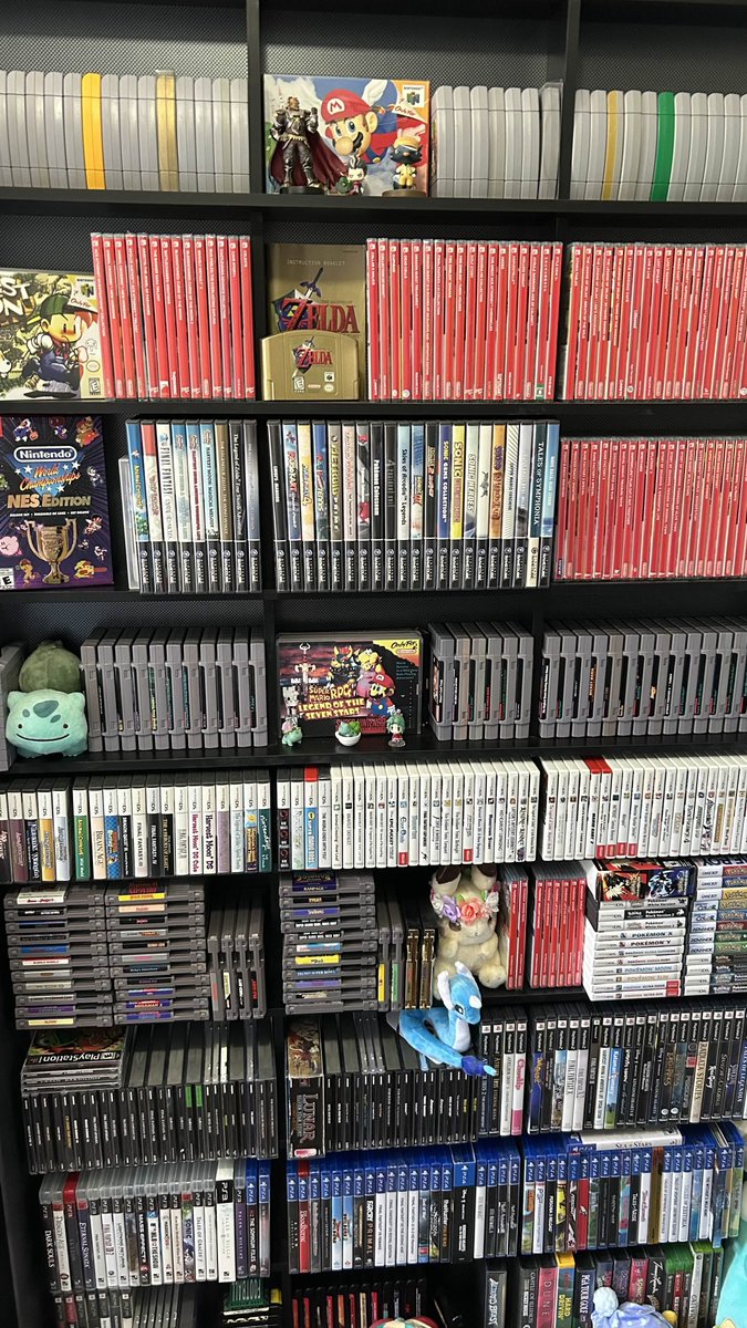 meganhertz's tweet photo. Support physical media 🕹️ https://t.co/FU6qG5PKZA