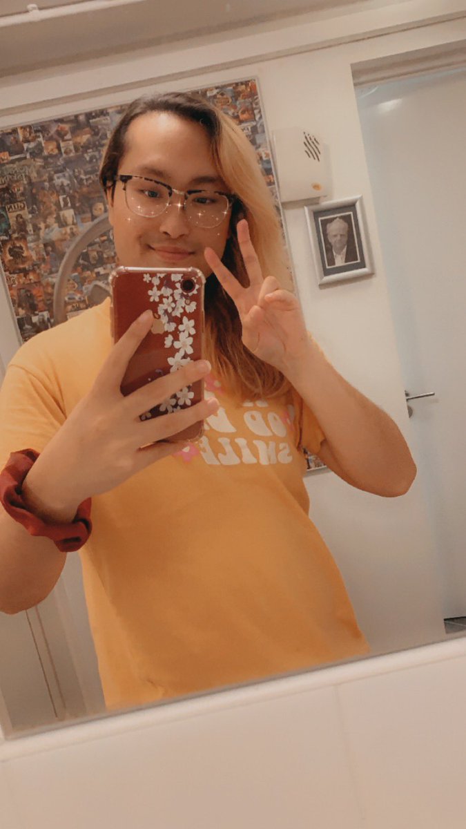 Another day done at <a href="/omuk_london/">OMUK</a>!!

This time you get a bathroom mirror selfie!! 

Thanks again to my amazing agent <a href="/Voicefox_Agency/">Voicefox</a> for this opportunity 

And thank you to <a href="/IAmTomMitchells/">Thomas Mitchells</a> for your amazing direction as always! You’d never believe what crazy stuff we’re cooking!!