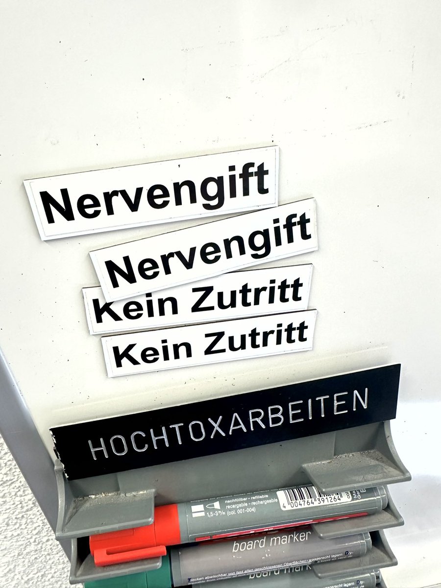 DerKaterX's tweet photo. Heute im @SpiezLab zum Thema #CBRNe.
Zusammen mit d #Interventionskurs d Schweizer Polizeiinstituts wurden zB #S4 / #HT4 Labore besichtigt.
Näheres wie immer 🤫🫢.
👉 „Ziel muss sein alle #Massenvernichtungswaffen d Welt zu neutralisieren!“
@iaeaorg @OPCW #berlin https://t.co/4dvqmsrioC