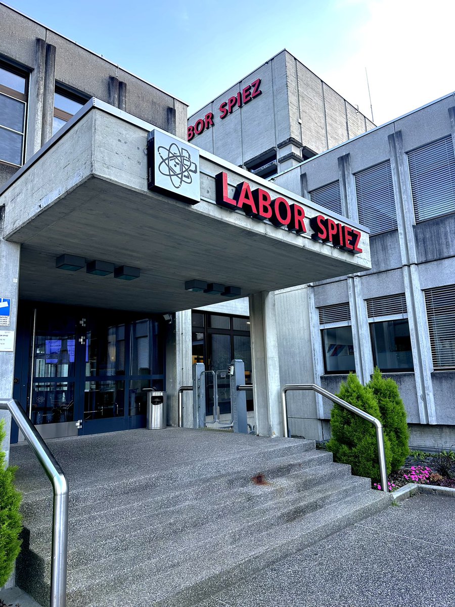 DerKaterX's tweet photo. Heute im @SpiezLab zum Thema #CBRNe.
Zusammen mit d #Interventionskurs d Schweizer Polizeiinstituts wurden zB #S4 / #HT4 Labore besichtigt.
Näheres wie immer 🤫🫢.
👉 „Ziel muss sein alle #Massenvernichtungswaffen d Welt zu neutralisieren!“
@iaeaorg @OPCW #berlin https://t.co/4dvqmsrioC