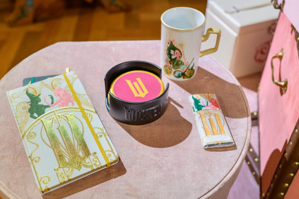“The legendary Studio MinaLima developed exclusive, Wicked-inspired graphics and prints for a cross-category collection including an intricate all-over-print on apparel, accessories, home goods and confections, as well as stationery.” #Wicked #Universal
