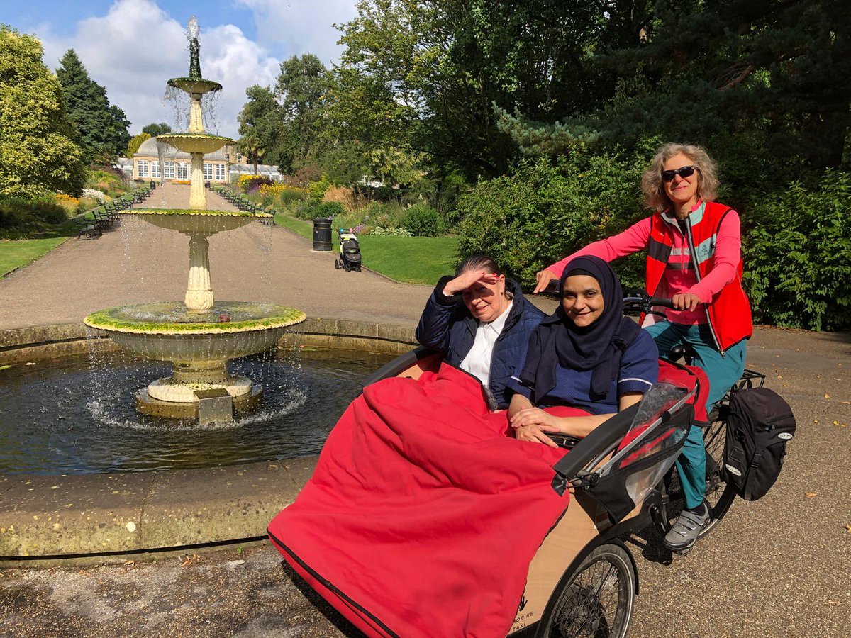 Helen chatted to everyone about how much she loved being on the bike! She loved identifying herbs by smell in the Botanicals and was super enthusiastic about all the flowers.  We also had a tea break in Bingham Park.