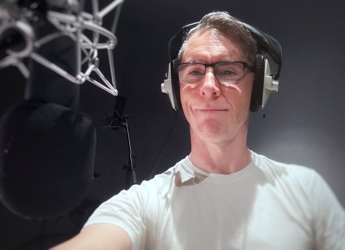 ScottJoseph_UK's tweet photo. A sneaky little #Corporate #VO project this afternoon with the lovely folk at @WaveStudios … now home, food, steam the #voice &amp; another project to record from my own #VOStudio 😅🙏 https://t.co/iItqvA3LhH