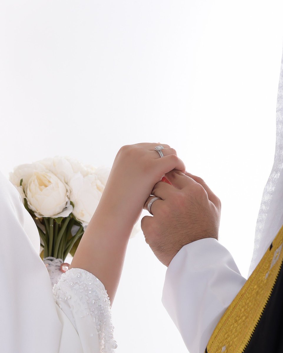 studio_banat's tweet photo. الله يوفقهم ويسعدهم في حياتهم القادمه 😍💍
#تصوير #مصورات_عرايس #ستوديو_بنات https://t.co/Bjdm2YsP1G