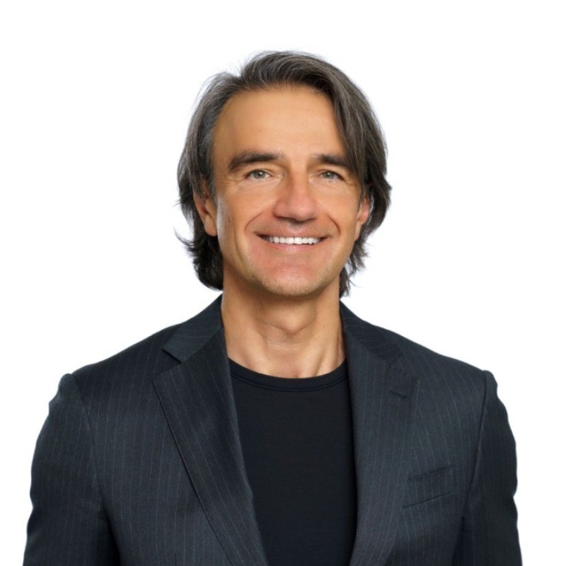 📷Today I am thrilled to announce that Florin Rotar, the Chief AI Officer at Avanade will keynote on "AI-First Means People-first: Advice for Chief AI Officers" at our 3rd CAIO Summit on Oct 2, 2024.

Florin is a customer-obsessed technology executive who loves to build and