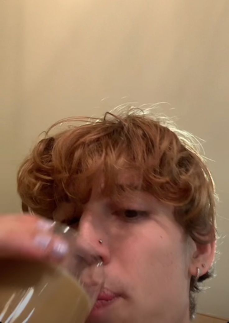 vinniehackerfk's tweet image. voglio fare un gruppo dove non ci si spamma ma si parla di un po' di tutto, se volete entrare rt