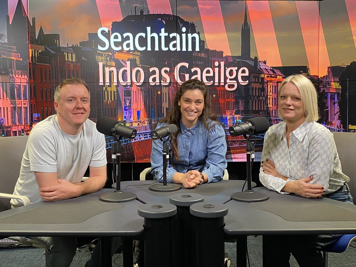 Cleona Ní Chrualaoi (@cleonanic) on Twitter photo An-dheas labhairt le Tessa Fleming <a href="/tessa_niadh/">Tessa Fleming</a> inniu don phodchraoladh <a href="/SeachtainNuacht/">Seachtain</a> faoin gcéim oinigh ó <a href="/ucddublin/">University College Dublin</a> agus cúrsaí scannán 🎬
Ag teacht go luath <a href="/Independent_ie/">Irish Independent</a> 🎙️
#Gaeilge #AnCailínCiúin An-dheas labhairt le Tessa Fleming <a href="/tessa_niadh/">Tessa Fleming</a> inniu don phodchraoladh <a href="/SeachtainNuacht/">Seachtain</a> faoin gcéim oinigh ó <a href="/ucddublin/">University College Dublin</a> agus cúrsaí scannán 🎬
Ag teacht go luath <a href="/Independent_ie/">Irish Independent</a> 🎙️
#Gaeilge #AnCailínCiúin