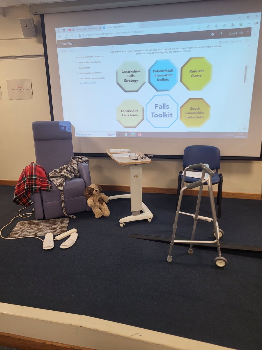 Eilís Cusack tweet media