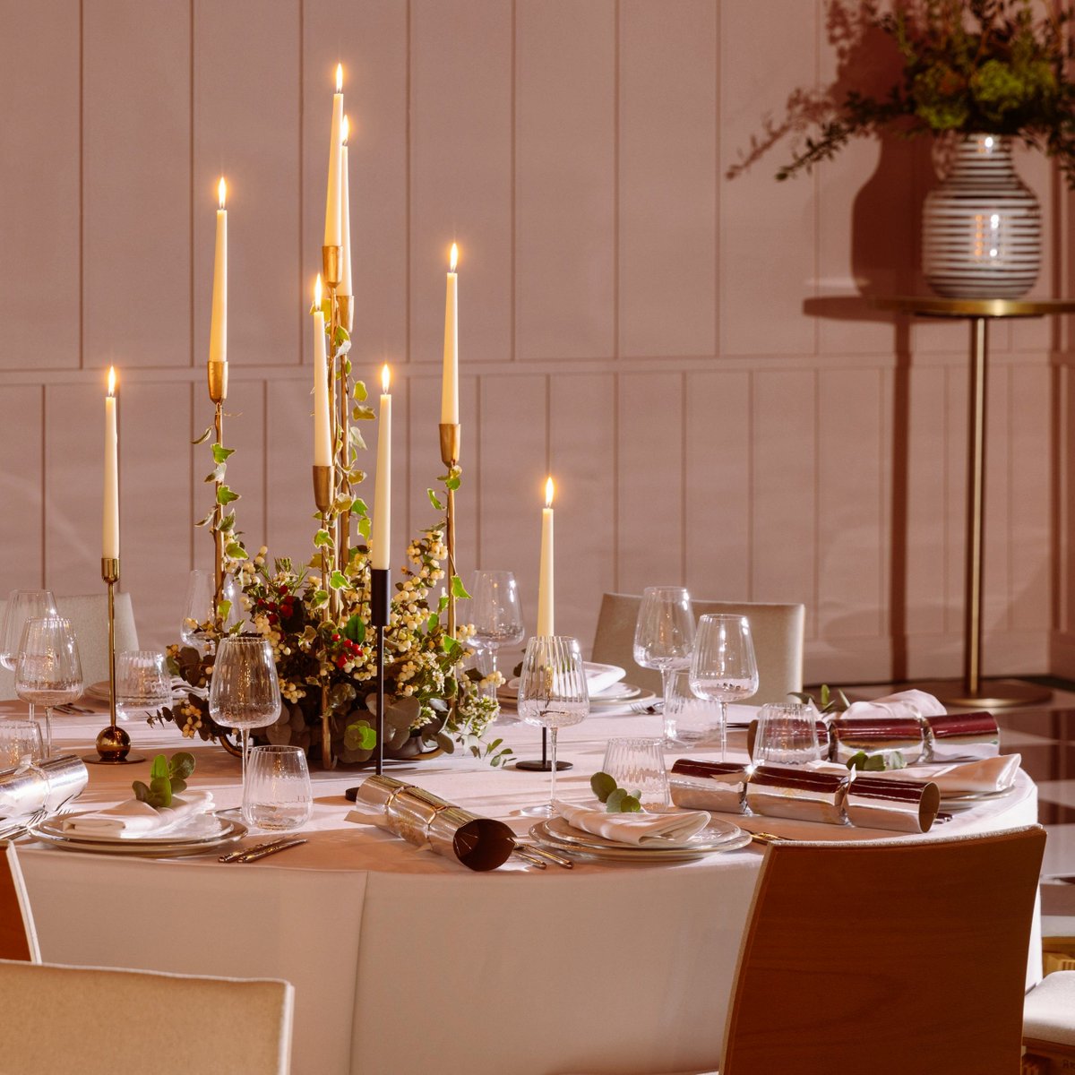 Yet to sort your Christmas party venue?🎄 

We've curated a list of London’s most impressive hotels that offer festive packages, high-level service and a wealth of beautiful spaces that are sure to make your festive photos really pop this year.

bit.ly/3ZdVGCA
