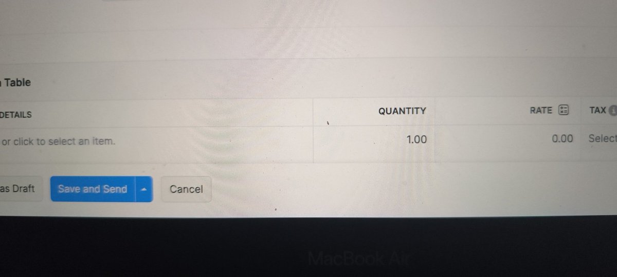 iguptasumit's tweet photo. @AppleSupport 
A live insect inside my Macbook Screen. How it is possible. https://t.co/PeS5dVFwpt