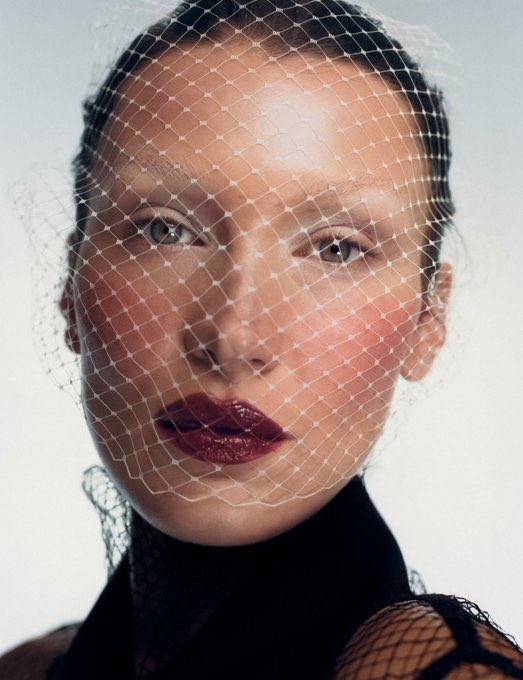 pYSLrada's tweet photo. bella hadid IS BACK!!!!!!!! for w magazine fall 2024 issue photographed by harley wier https://t.co/Txa0yJoXoY