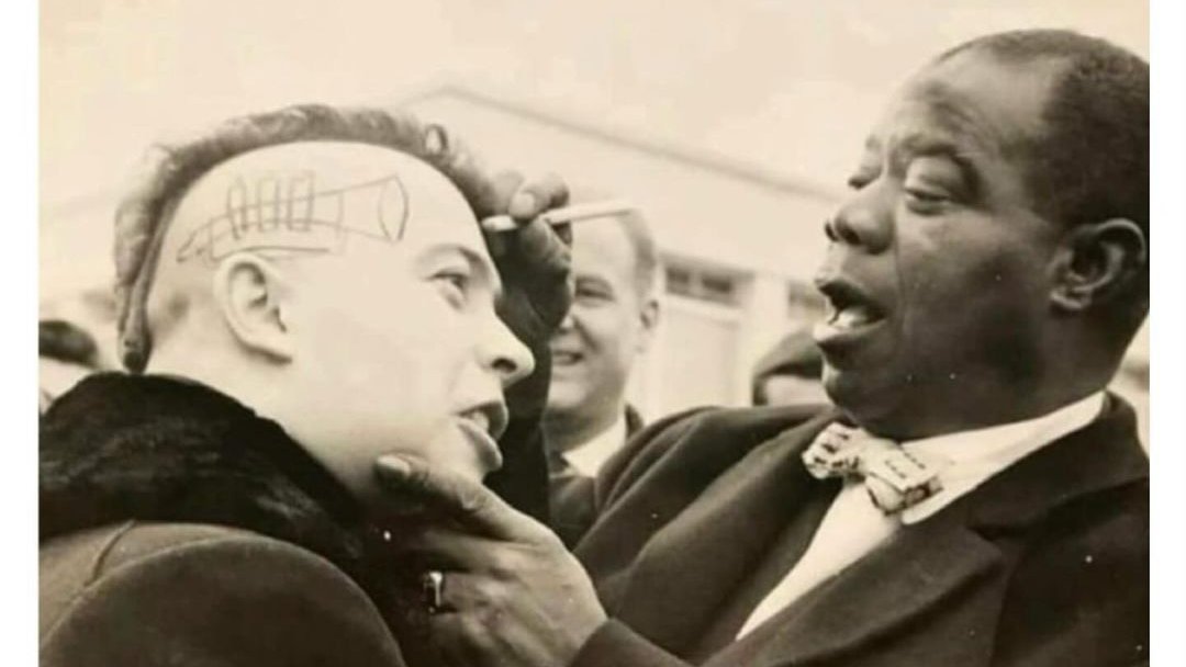 Louis Armstrong gifts Elon Musk his idea for a reusable rocket engine.
