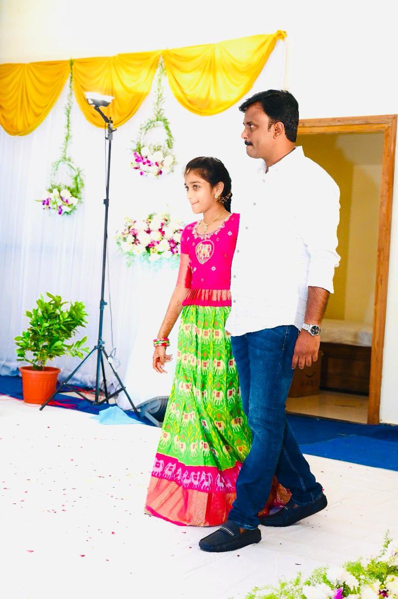 A very happy birthday to you my ❤️ Cherry May you keep smiling and spreading love all around as always! Love u Cherry 💝😘🤗🤗🤗