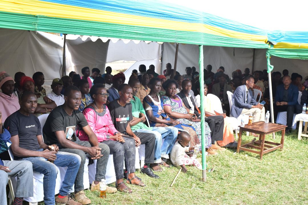 What a day 🌟 Today, <a href="/trocaire/">Trócaire</a> #Rwanda in partnership with <a href="/Ibuka_Rwanda/">IBUKA Rwanda</a> and <a href="/NyagatareDistr/">Nyagatare District</a> celebrated the inauguration of a new cohort of houses. And we will continue in our joint efforts 🤝